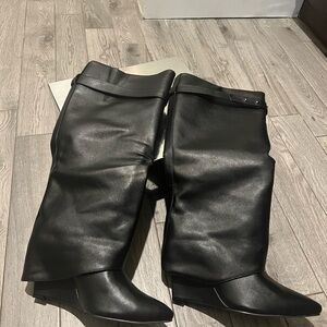 Azalea Wang high bucket boots